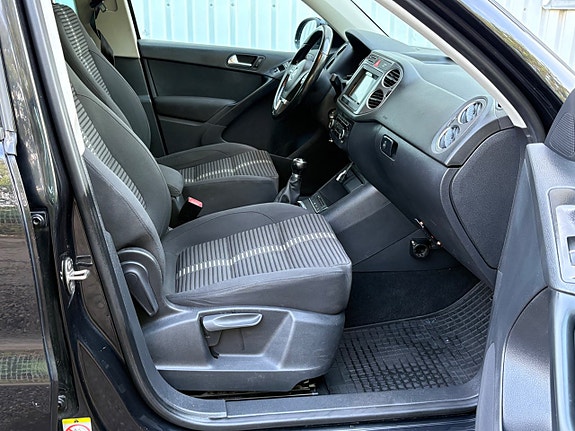 Volkswagen Tiguan 12 of 17