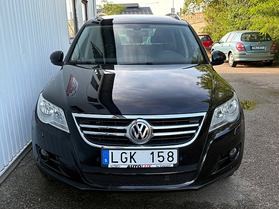 Volkswagen Tiguan 3 of 17