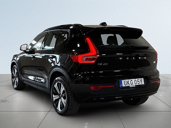 Volvo XC40 4 of 20