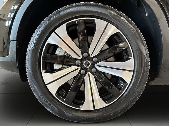Volvo XC40 14 of 20