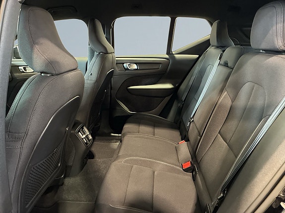 Volvo XC40 11 of 20