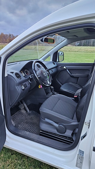 Volkswagen Caddy Maxi 7 of 8
