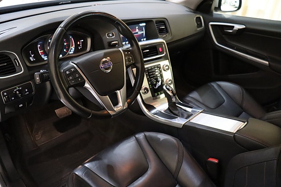 Volvo V60 16 of 30
