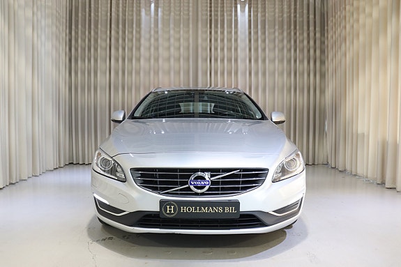 Volvo V60 5 of 30