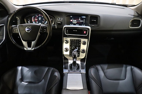 Volvo V60 18 of 30
