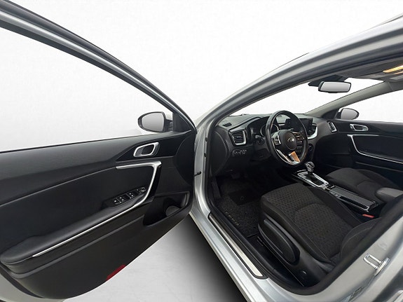 Kia Ceed 11 of 30