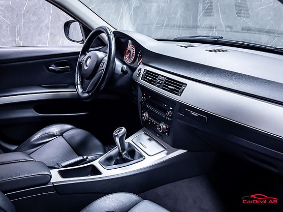 BMW 320 15 of 28