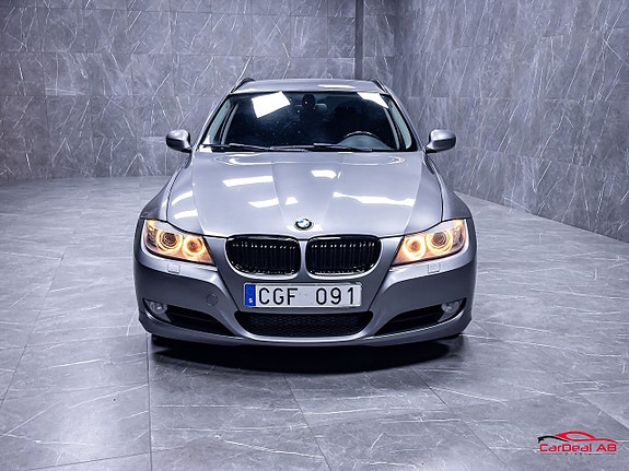 BMW 320 2 of 28