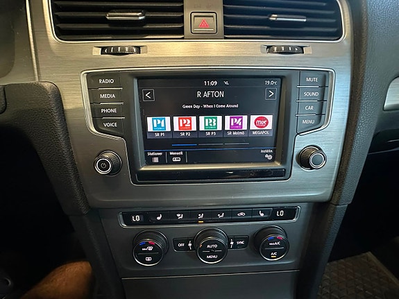 Volkswagen Golf I 16 of 18
