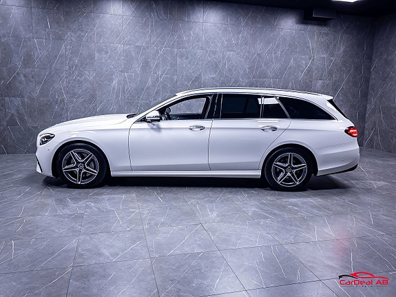 Mercedes-Benz E220 4 of 30