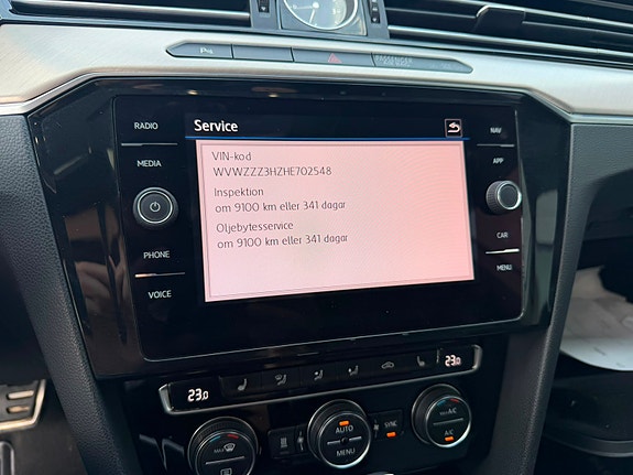 Volkswagen Arteon 10 of 12