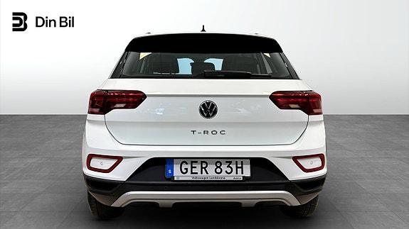 Volkswagen T-Roc 5 of 12