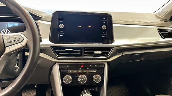 Volkswagen T-Roc 9 of 12