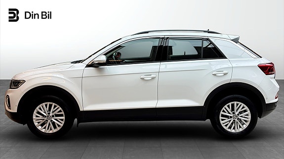 Volkswagen T-Roc 2 of 12