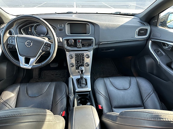 Volvo V40 11 of 11