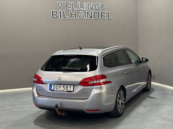 Peugeot 308 SW 3 of 9