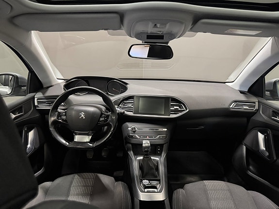 Peugeot 308 SW 6 of 9