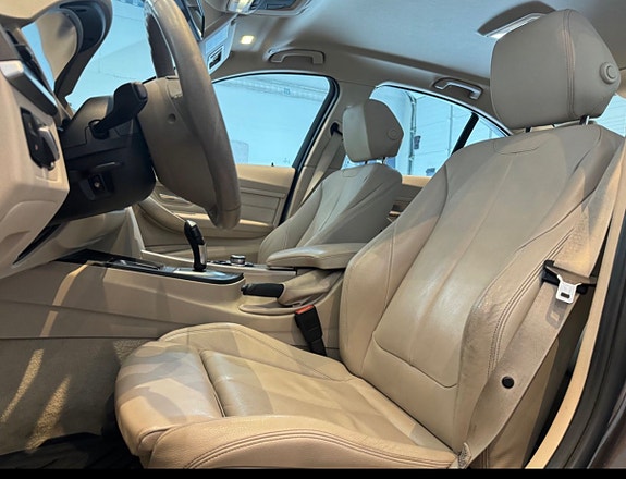 BMW 320d 3 of 10