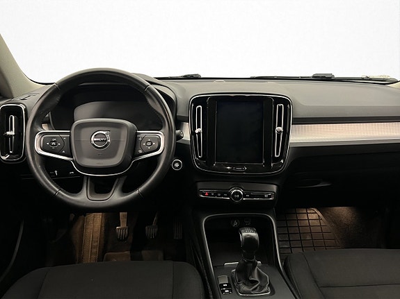Volvo XC40 21 of 29