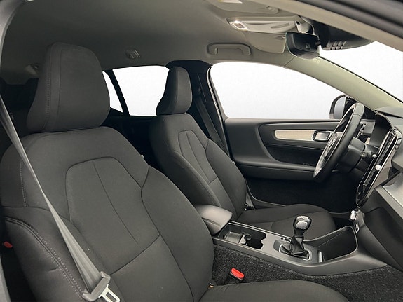 Volvo XC40 22 of 29