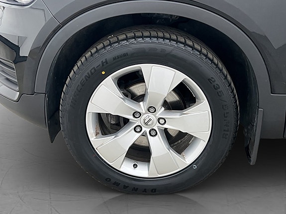 Volvo XC40 28 of 29