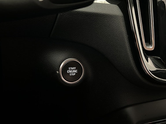 Volvo XC40 15 of 29