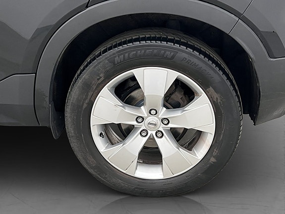 Volvo XC40 29 of 29