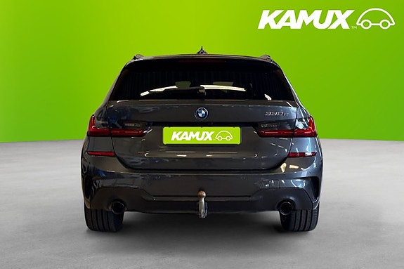 BMW 330e 5 of 22