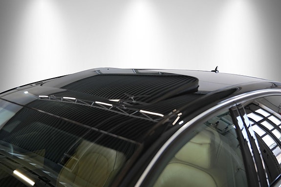 Audi A8 24 of 25
