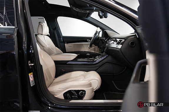 Audi A8 11 of 25