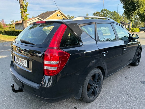 Kia Ceed 3 of 6