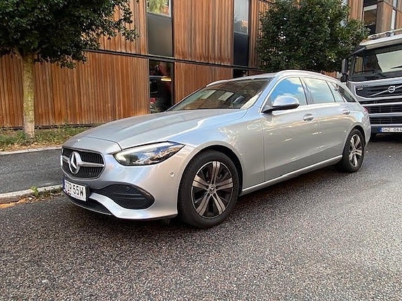 Mercedes-Benz C200 d 2 of 15