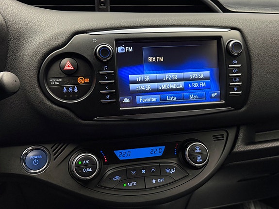 Toyota Yaris 21 of 29
