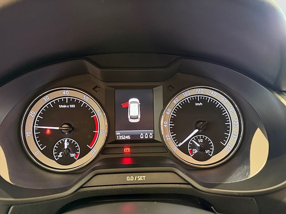 Skoda Octavia 15 of 17