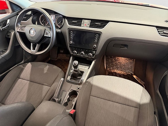 Skoda Octavia 14 of 17