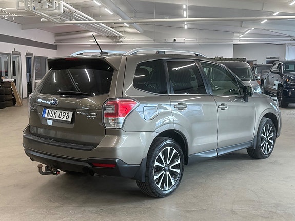 Subaru Forester 3 of 17