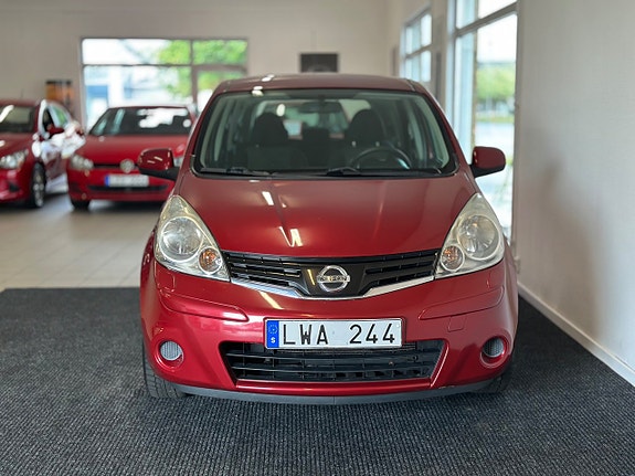 Nissan Note 2 of 18