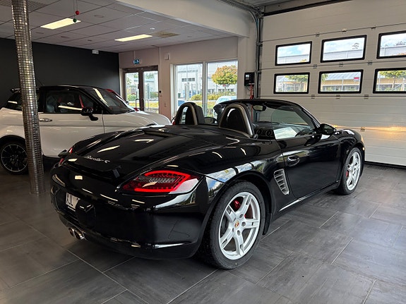 Porsche Boxster S 2 of 18