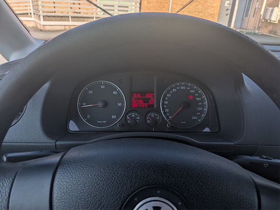 Volkswagen Caddy 9 of 10