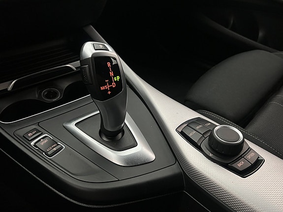 BMW 120d 24 of 30