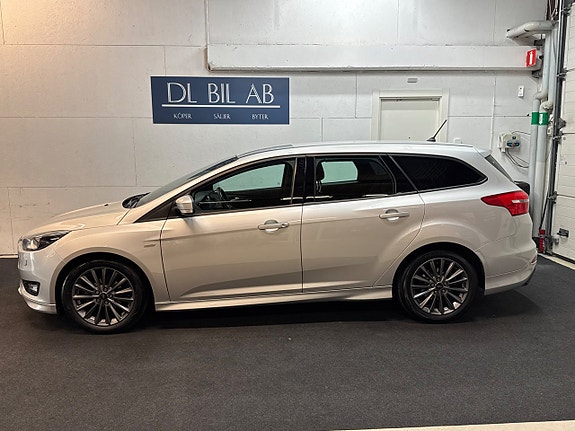 Ford Focus 9 of 30