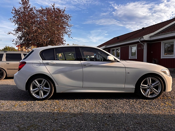BMW 118d 2 of 30