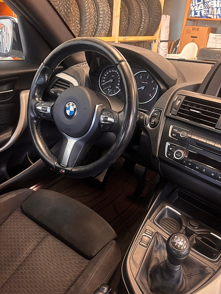 BMW 118d 7 of 30