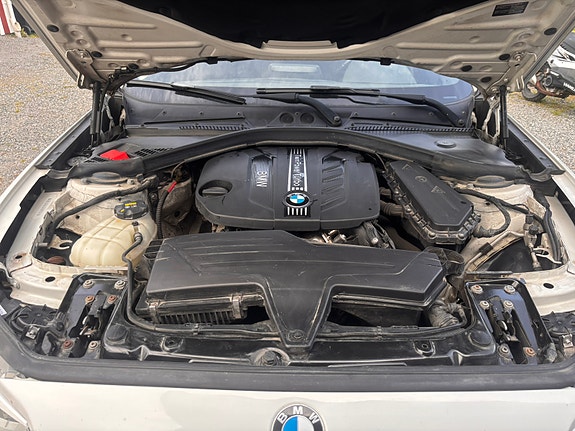 BMW 118d 22 of 30