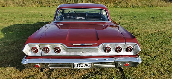 Chevrolet Impala 7 of 15