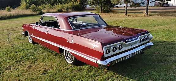 Chevrolet Impala 8 of 15