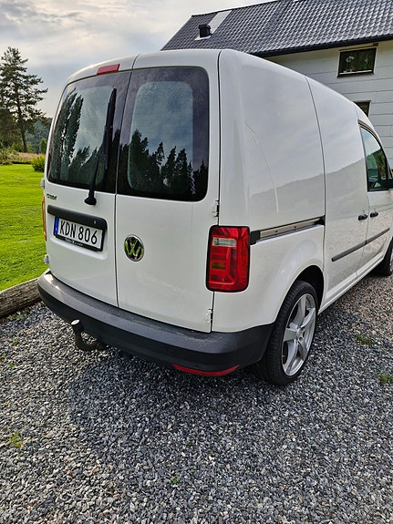 Volkswagen Caddy 2 of 4