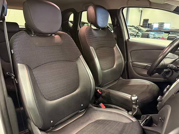 Renault Captur 16 of 22