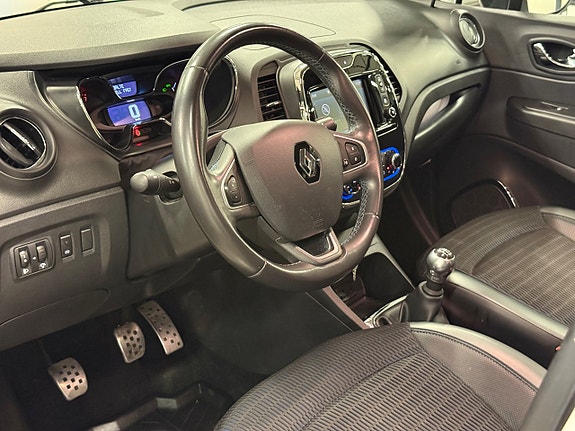 Renault Captur 11 of 22