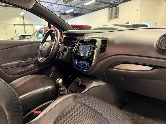 Renault Captur 14 of 22